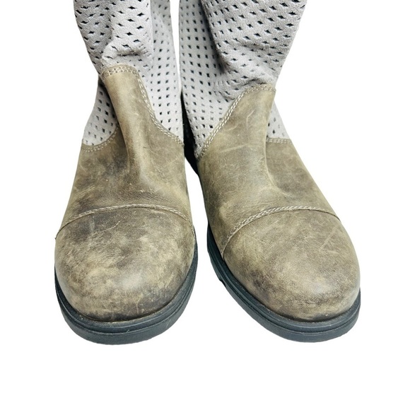 Sorel Major Pull On Perforated Laser Cut Leather Boots Beige &‎ Gray Women’s 8.5 - Picture 4 of 11